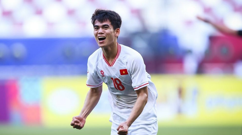 van-khang-binh-phuc-tiep-them-suc-manh-cho-u23-viet