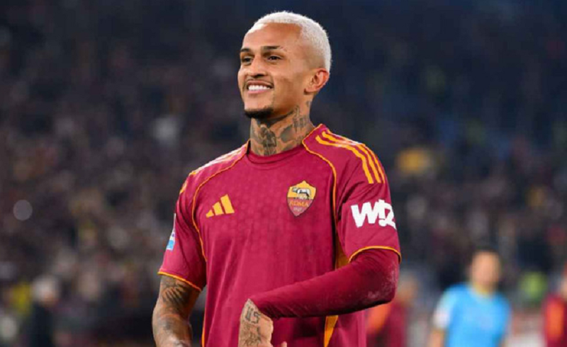 arsenal-chuan-bi-chia-tay-ben-white