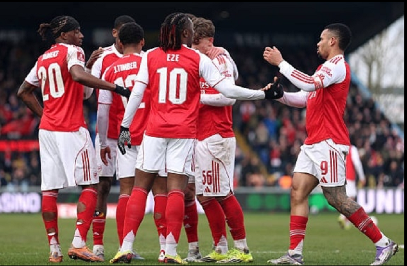 arsenal-vuot-ai-chau-au-mo-toang-canh-cua-top-5-cho-man-utd-va-liverpool